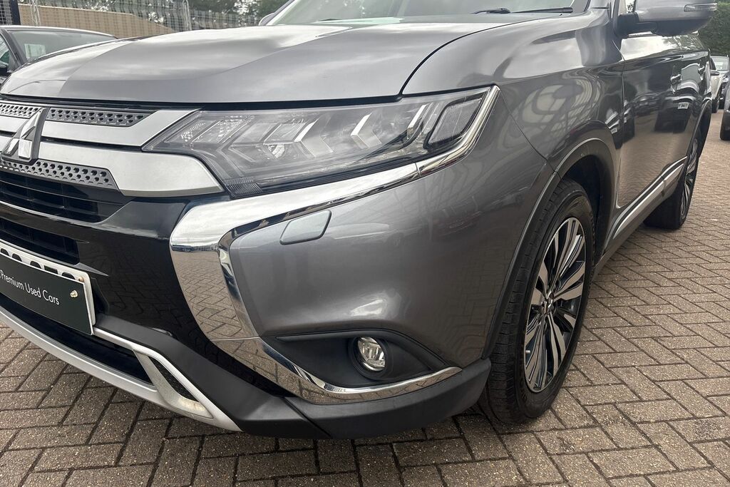 Mitsubishi Outlander 4 Grey #31