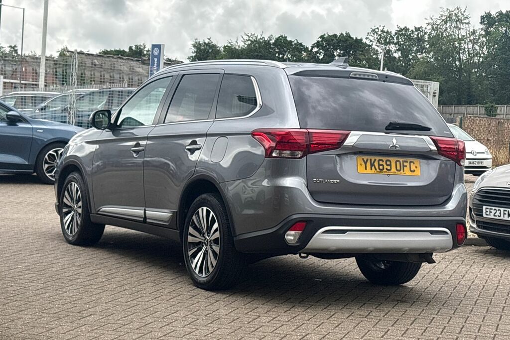 Mitsubishi Outlander 4 Grey #38