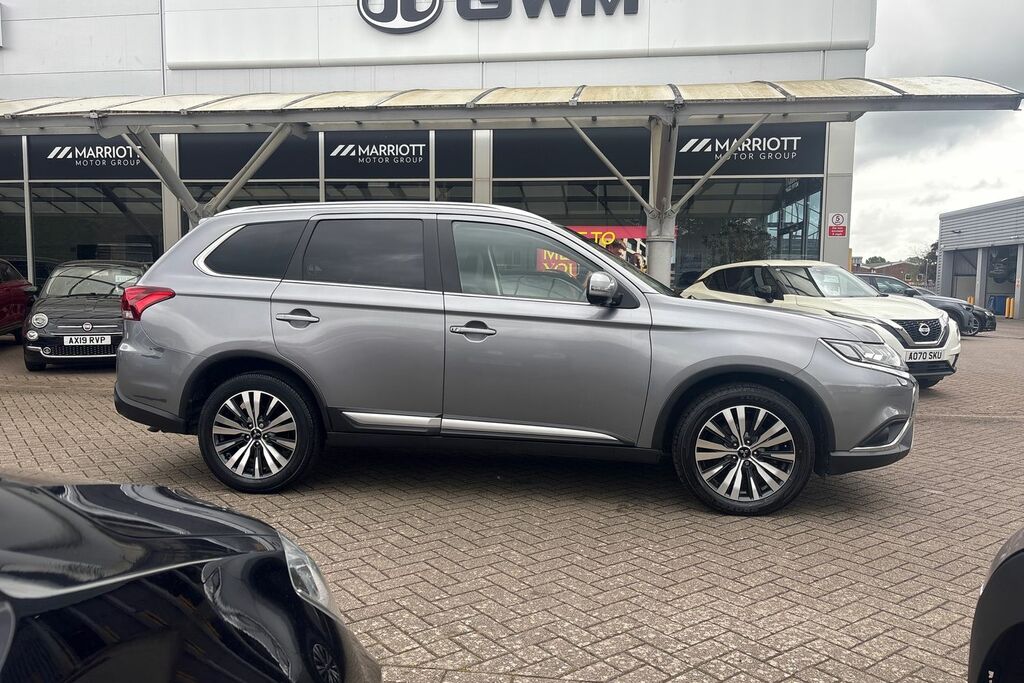 Mitsubishi Outlander 4 Grey #39