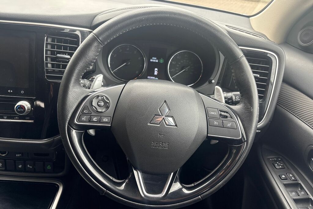 Mitsubishi Outlander 4 Grey #48