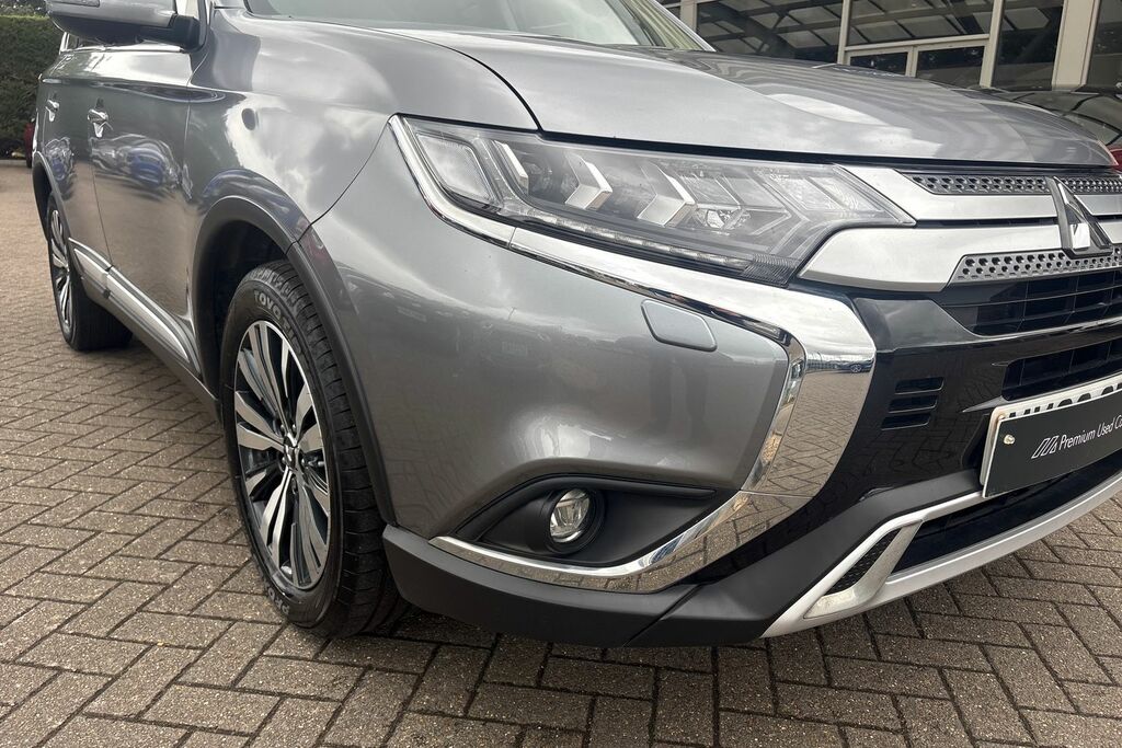 Mitsubishi Outlander 4 Grey #30