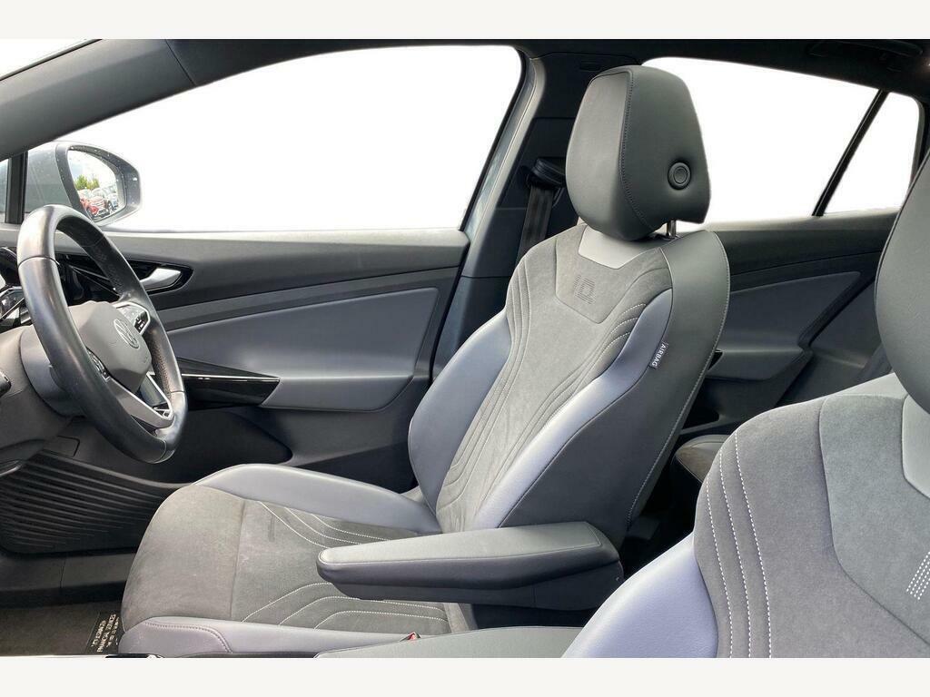 Volkswagen ID.5 Pro 77Kwh Style Suv 174 Ps Grey #2