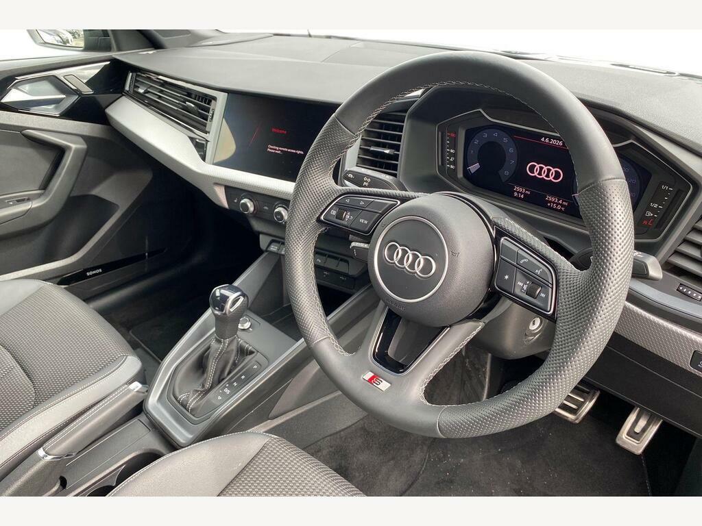 Audi A1 1.5 Tfsi 35 S Line Sportback S Tronic E Black #6