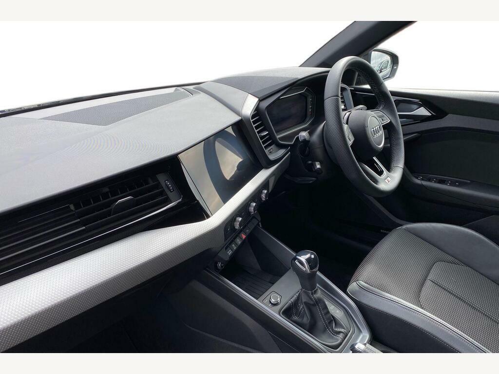 Audi A1 1.5 Tfsi 35 S Line Sportback S Tronic E Black #2