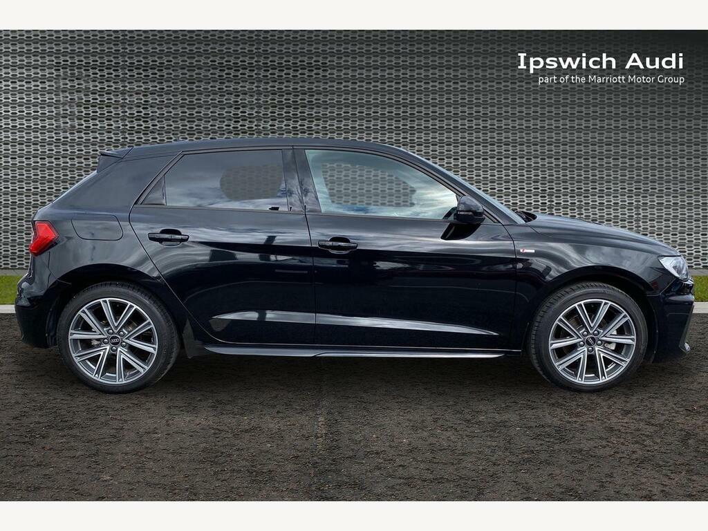 Audi A1 1.5 Tfsi 35 S Line Sportback S Tronic E Black #4