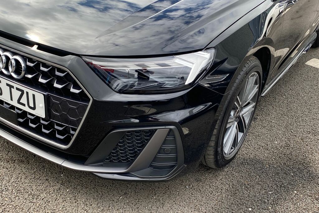 Audi A1 35 Tfsi Black Edition S Tronic Tech Pack Pro Silver #31