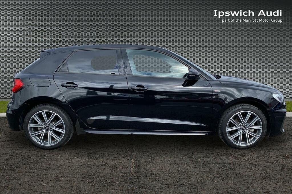 Audi A1 1.5 Tfsi 35 S Line Sportback S Tronic E Black #4