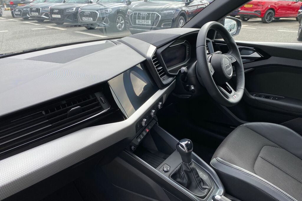 Audi A1 35 Tfsi Black Edition S Tronic Tech Pack Pro Silver #42