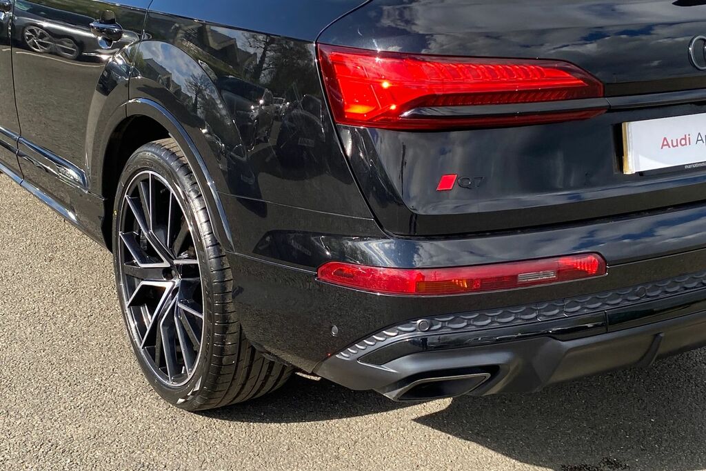 Audi Q7 55 Tfsi E Quattro Black Edition Tiptronic Blue #32