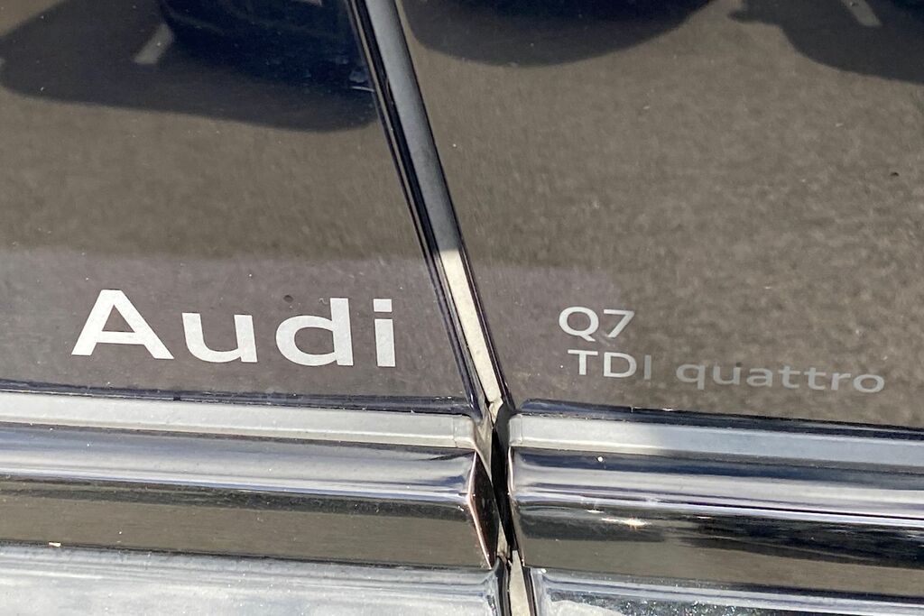Audi Q7 55 Tfsi E Quattro Black Edition Tiptronic Blue #37
