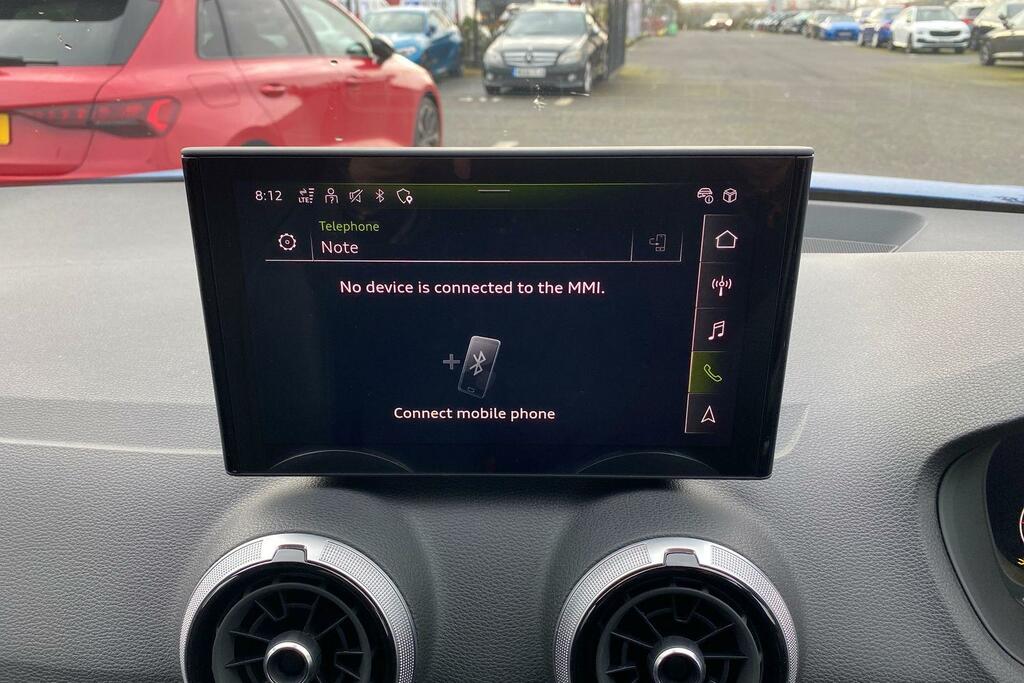 Audi Q2 35 Tfsi Black Edition S Tronic Tech Pro White #20