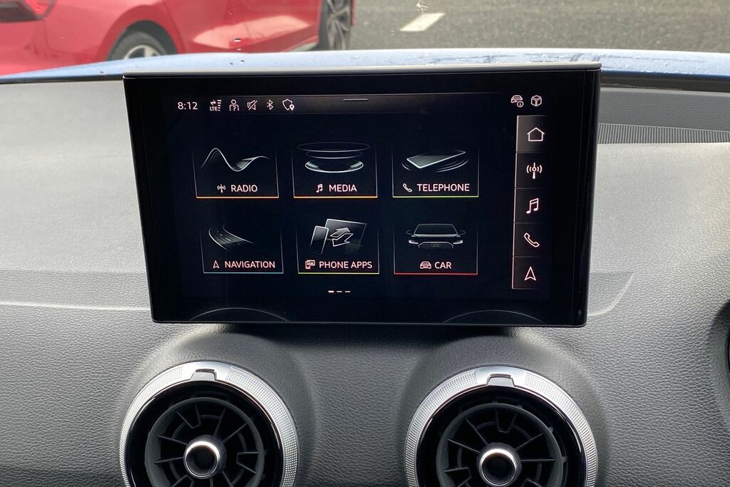 Audi Q2 35 Tfsi Black Edition S Tronic Tech Pro White #17