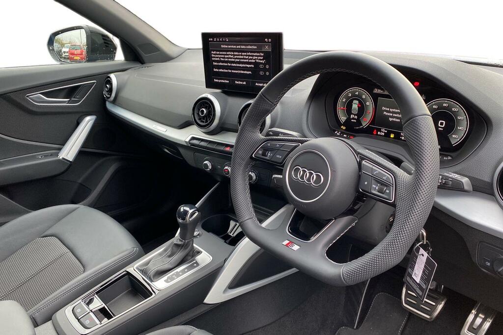 Audi Q2 1.5 Tfsi Cod 35 Black Edition Suv S Tro Blue #6