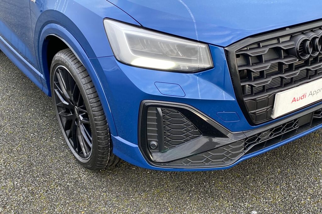 Audi Q2 35 Tfsi Black Edition S Tronic Tech Pro White #30