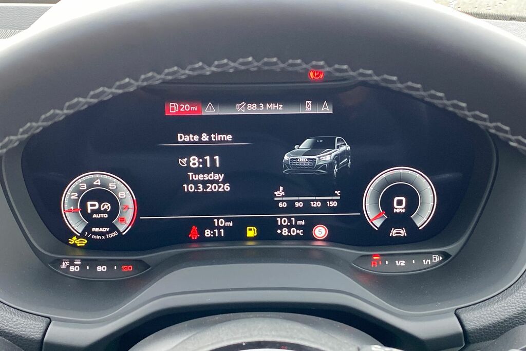 Audi Q2 35 Tfsi Black Edition S Tronic Tech Pro White #11