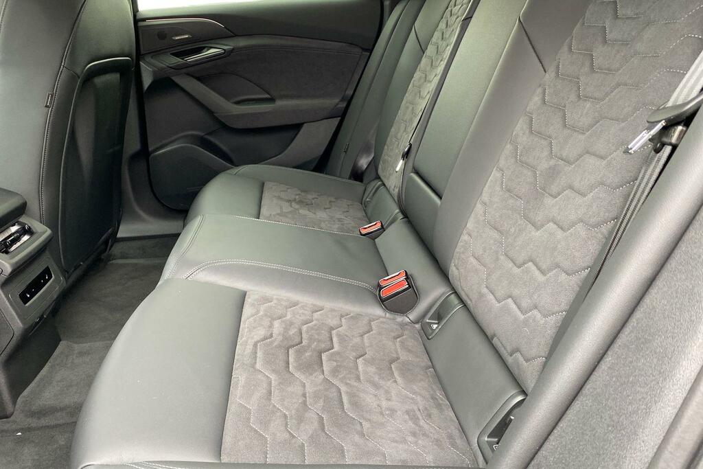 Audi A6 E-tron Sportback 100Kwh Edition 1 Hatchback Quatt FY26VGF Blue #8