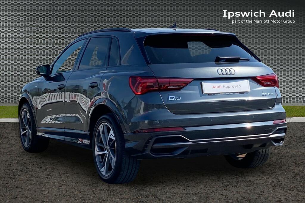 Audi Q3 1.5 Tfsi Cod 35 Black Edition Suv S Tro CF21USM Grey #3