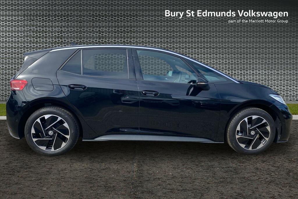 Volkswagen ID.3 Pro 59Kwh Match Hatchback 204 P Black #4