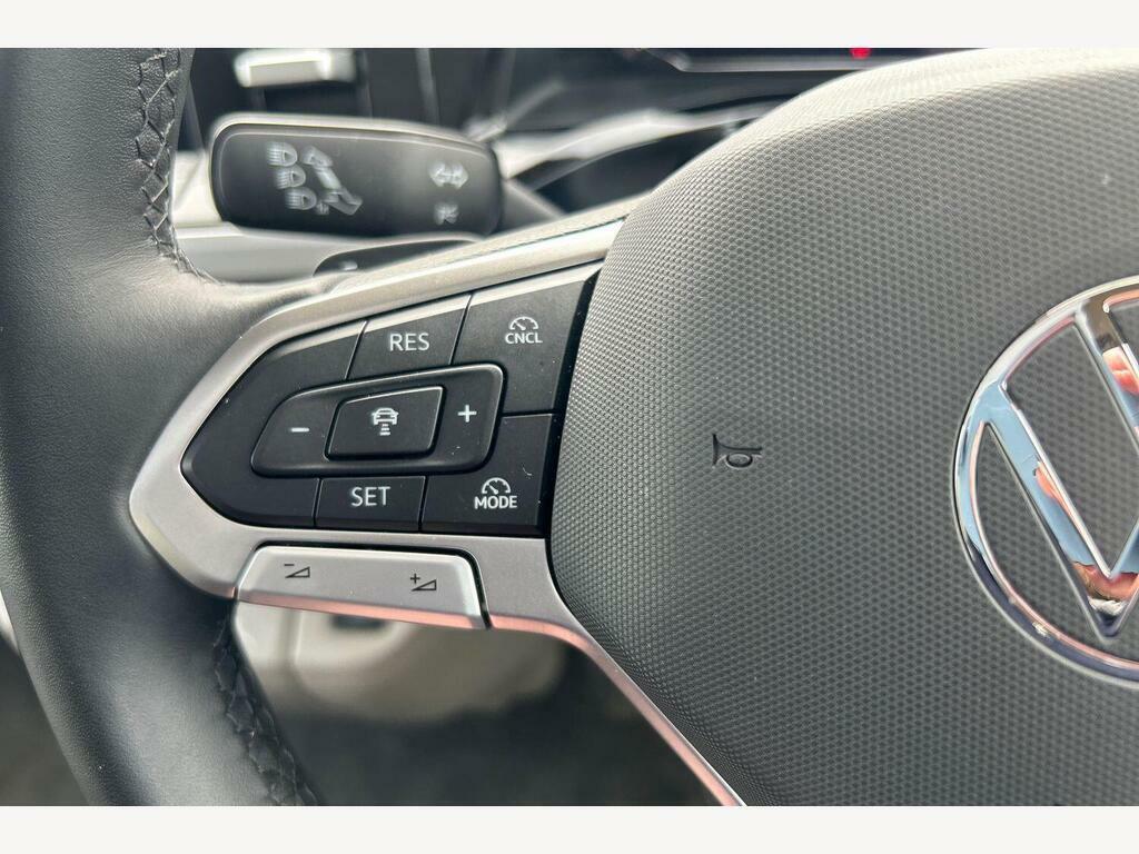 Volkswagen Multivan Multivan 2.0 Tdi Style Lwb Dsg Red #28