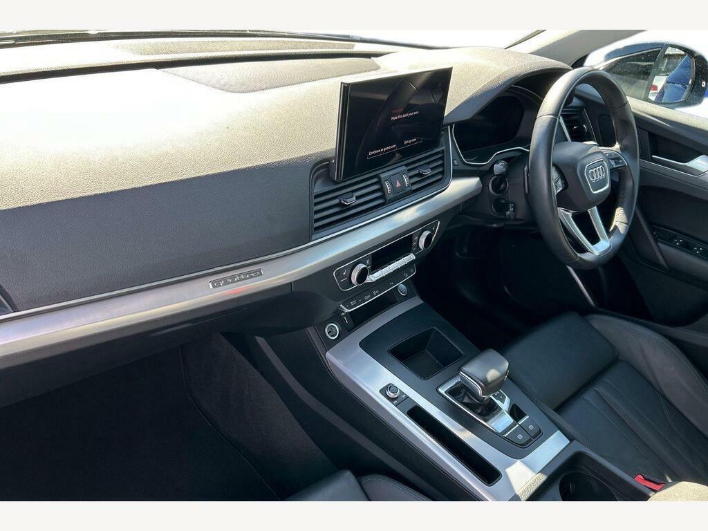 Audi Q5 2.0 Tdi 40 Sport Sportback S Tronic Qua Black #2