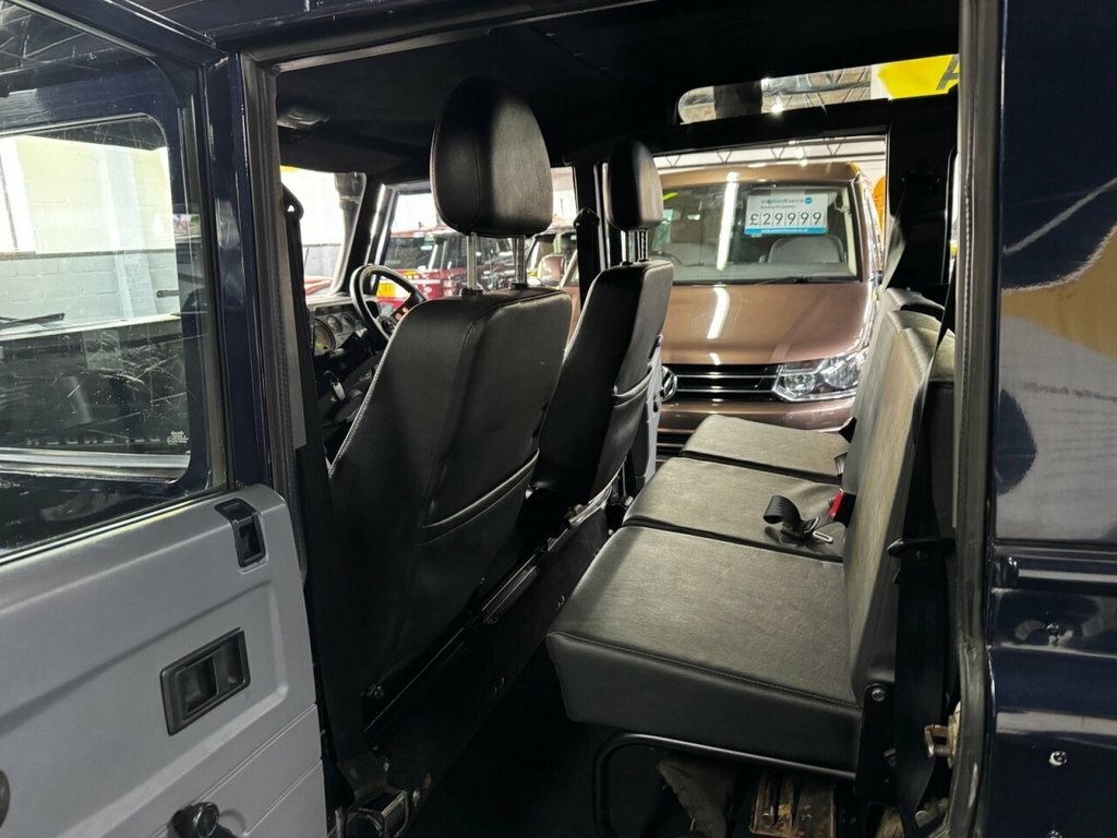 Land Rover Defender 110 2.5 Td5 County Suv Mwb 120 Bhp Green #13