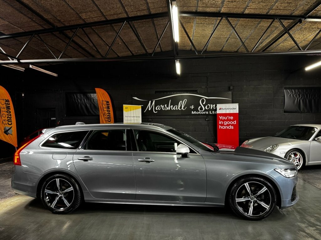 Volvo V90 2L R-design Black #2