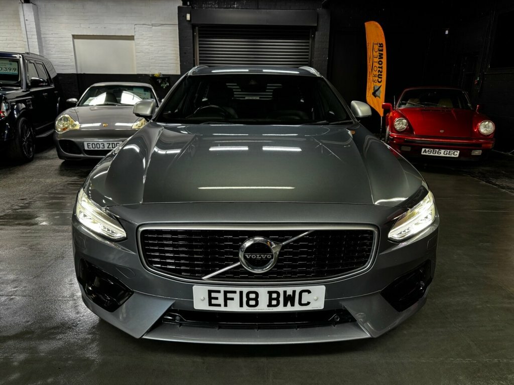 Volvo V90 D4 Momentum Pro Blue #9