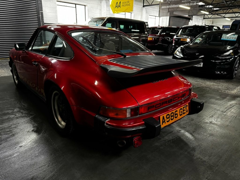 Porsche 911 Coupe 1984 Black #10