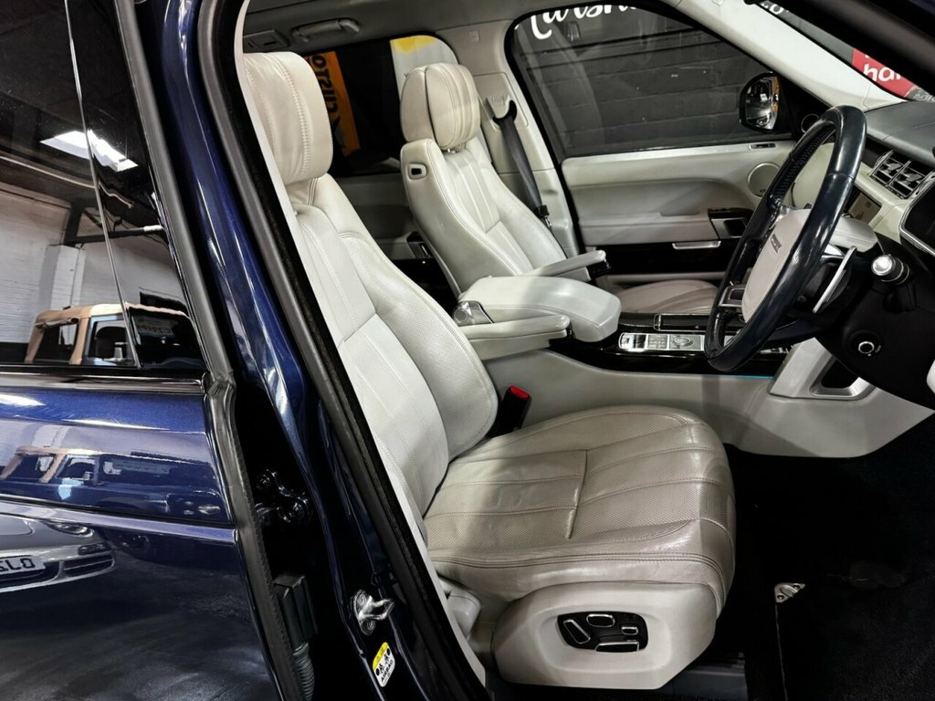 Land Rover Range Rover Autobiography Black #19