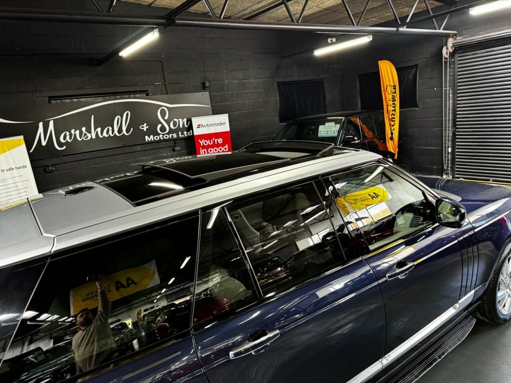 Land Rover Range Rover 3L Autobiography 5dr Blue #4