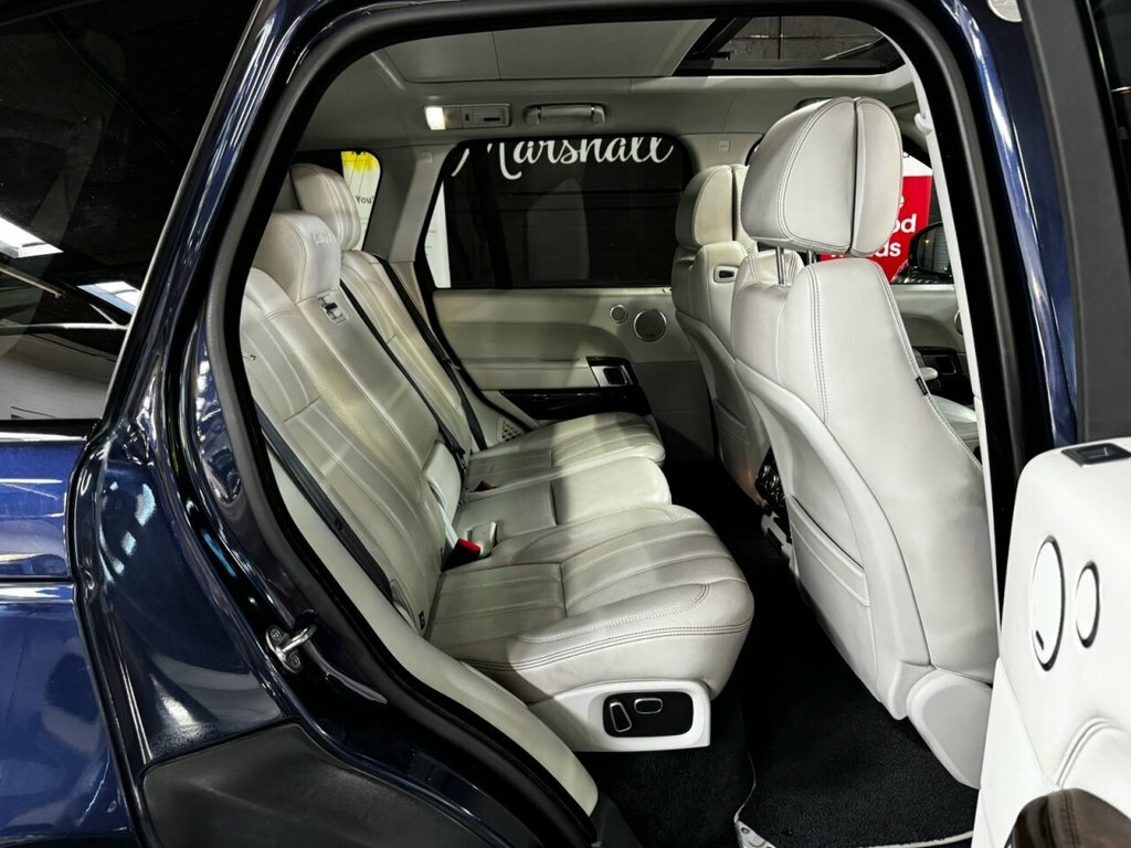 Land Rover Range Rover Autobiography Black #25