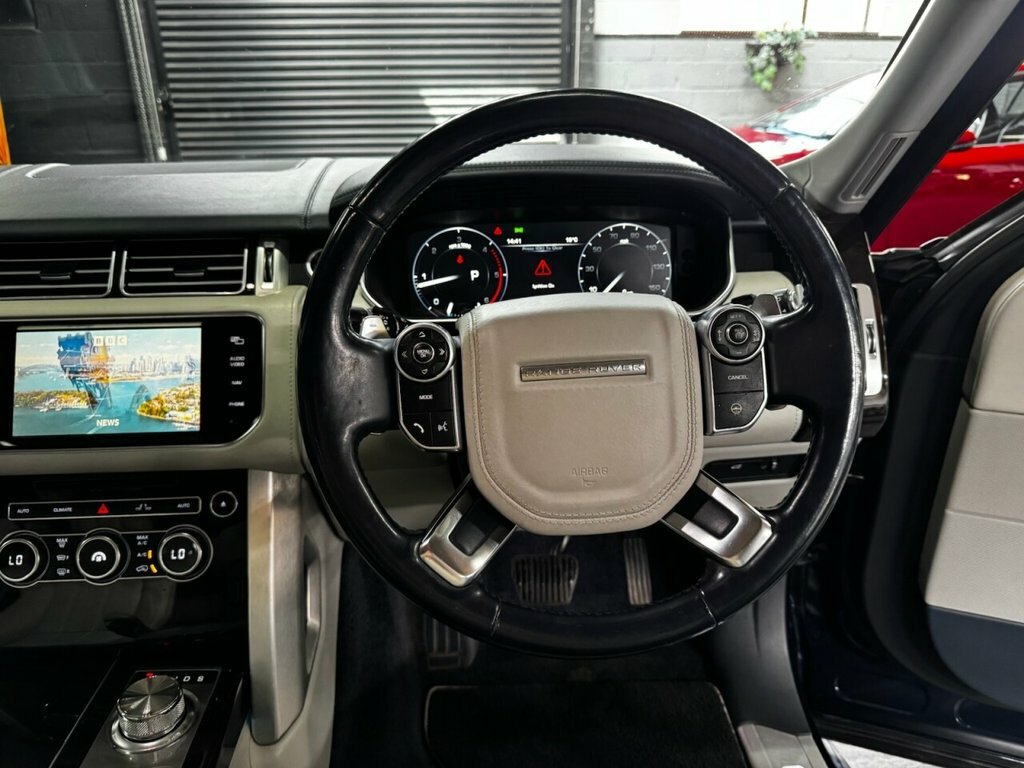 Land Rover Range Rover Autobiography Black #18