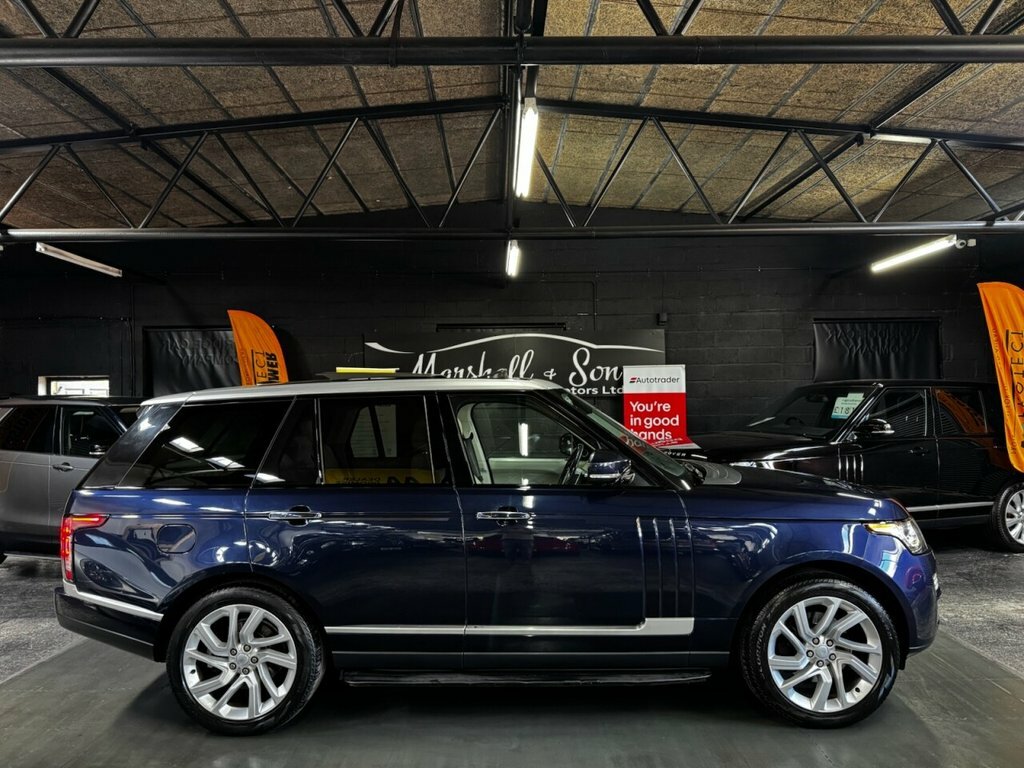 Land Rover Range Rover 3L Autobiography 5dr Blue #2