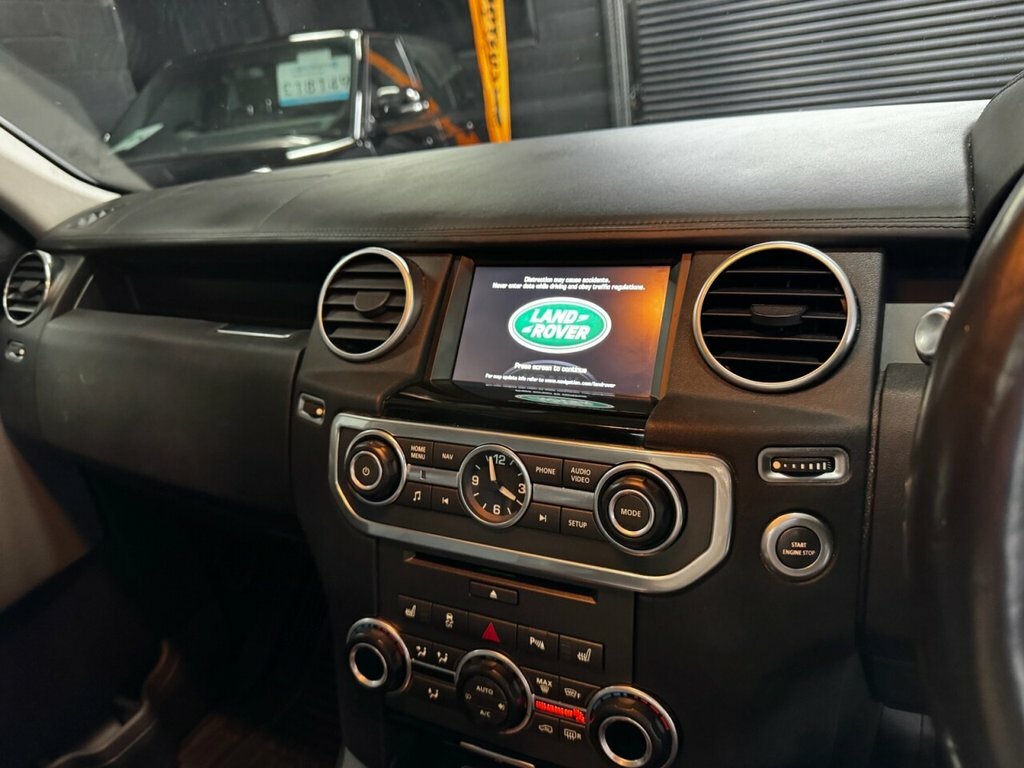 Land Rover Discovery 4 Suv Black #13