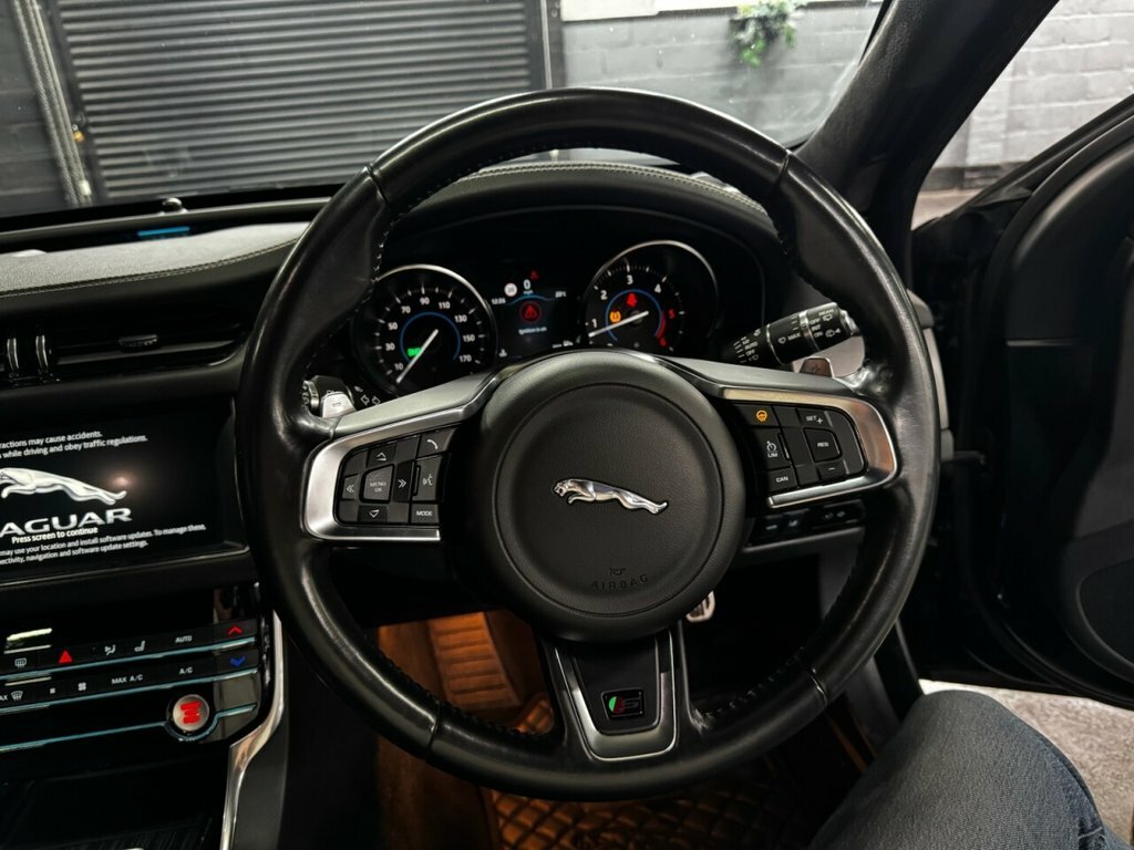 Jaguar XF R-sport Red #11