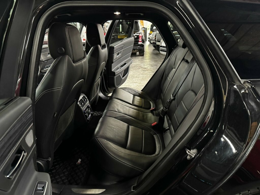 Jaguar XF R-sport Red #22