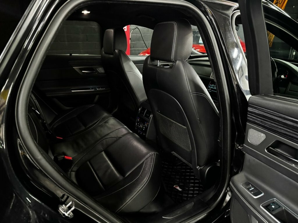 Jaguar XF R-sport Red #16