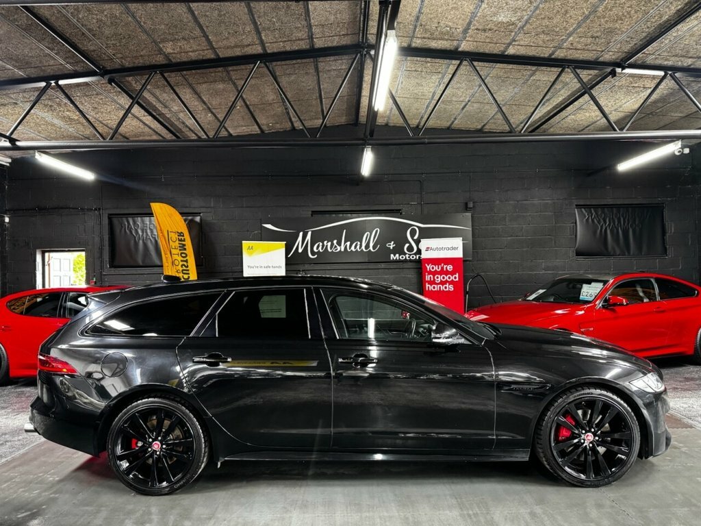 Jaguar XF 3L S Black #2