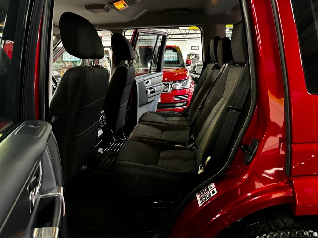 Land Rover Discovery 4 3L Hse Black #18