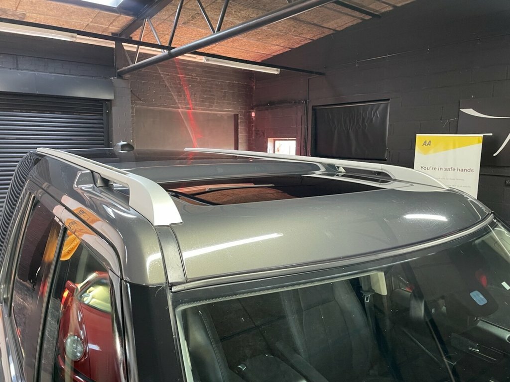 Land Rover Discovery 4 3L Graphite Grey #14