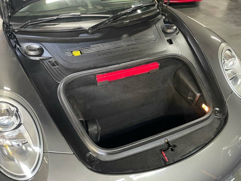 Porsche 911 Carrera Convertible Pdk 18 Grey #31