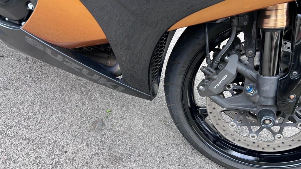 Suzuki  Petrol Black #33