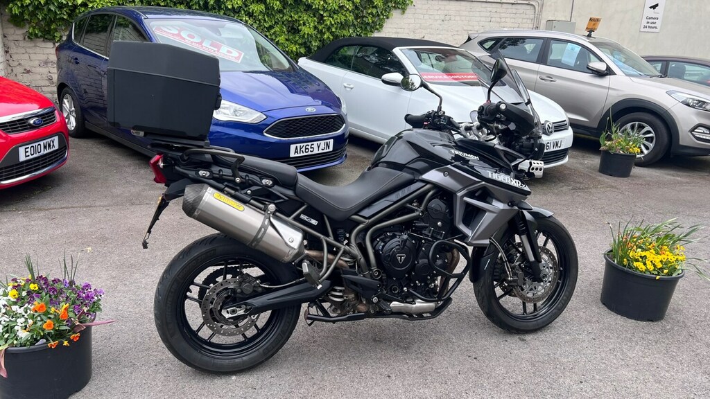 Triumph Tiger 800 Xrx 15My Just Arrived In Stock Full Sp LB66VWR Black