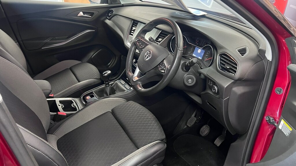 Vauxhall Grandland X 1.5 Turbo D Sri Nav Red #2