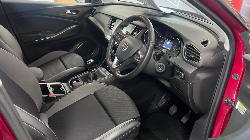 Vauxhall Grandland X 1.5 Turbo D Sri Nav Red #2