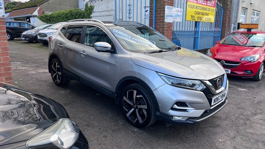 Nissan Qashqai 1.2 Dig-t Tekna 5Dr, Only 1 Prev Owner, Fsh, 2 Key Silver