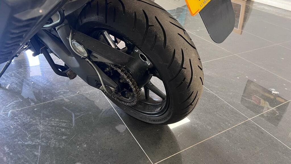 Triumph  675 R Naked 106 Ps Black #33