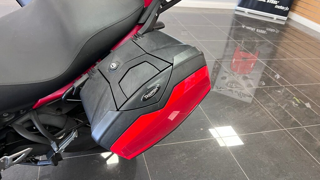 Triumph  675 R Naked 106 Ps Black #21