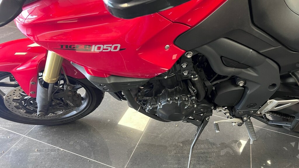 Triumph  675 R Naked 106 Ps Black #19