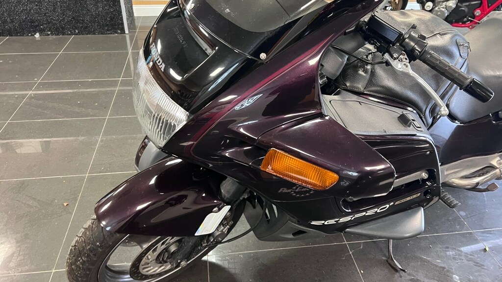 Honda  Cg125 Brk Only 12000 Miles Red #35